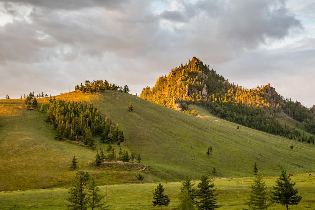 Готель My Mongolia Eco Ger Camp Nalayh Екстер'єр фото