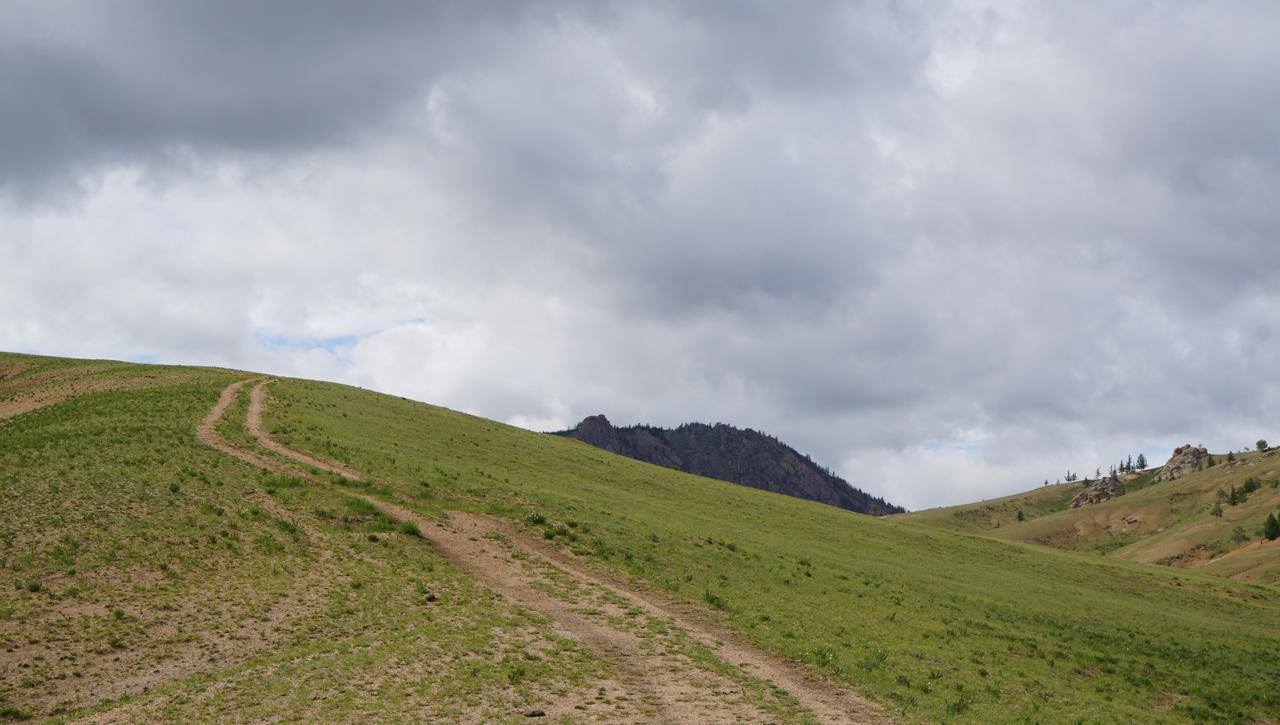 Готель My Mongolia Eco Ger Camp Nalayh Екстер'єр фото